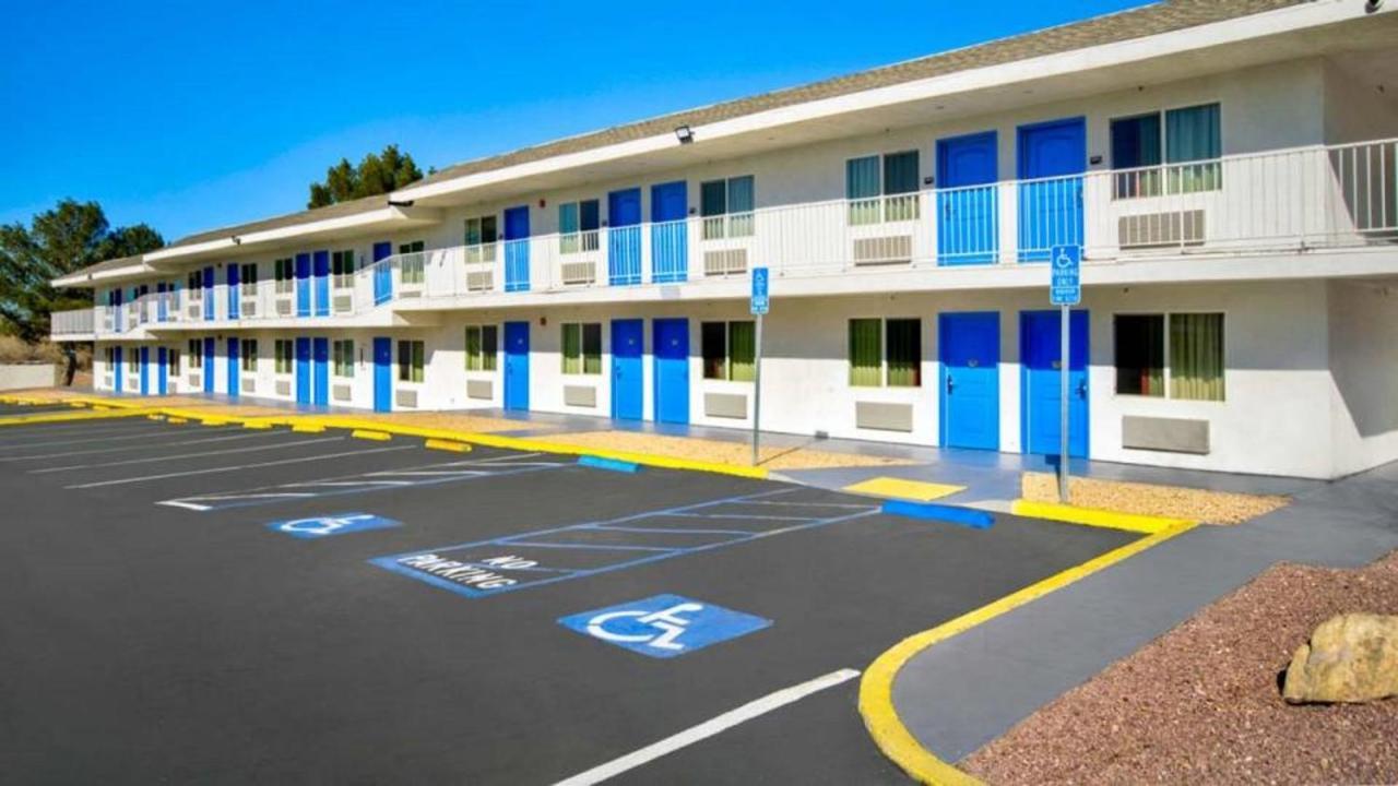 Motel 6 Victorville Luaran gambar