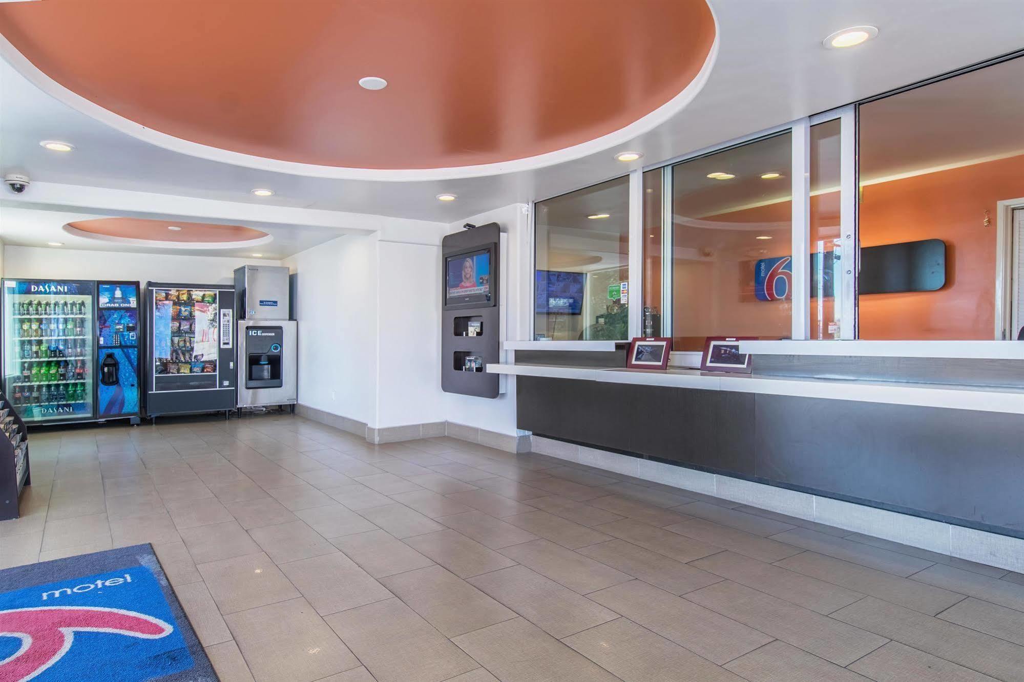 Motel 6 Victorville Luaran gambar